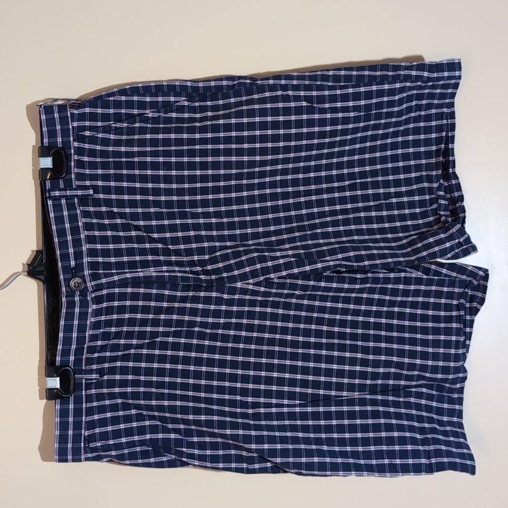 IZOD| Blue and Red Plaid Shorts Front Zippered With Side and Back Pockets Cotton